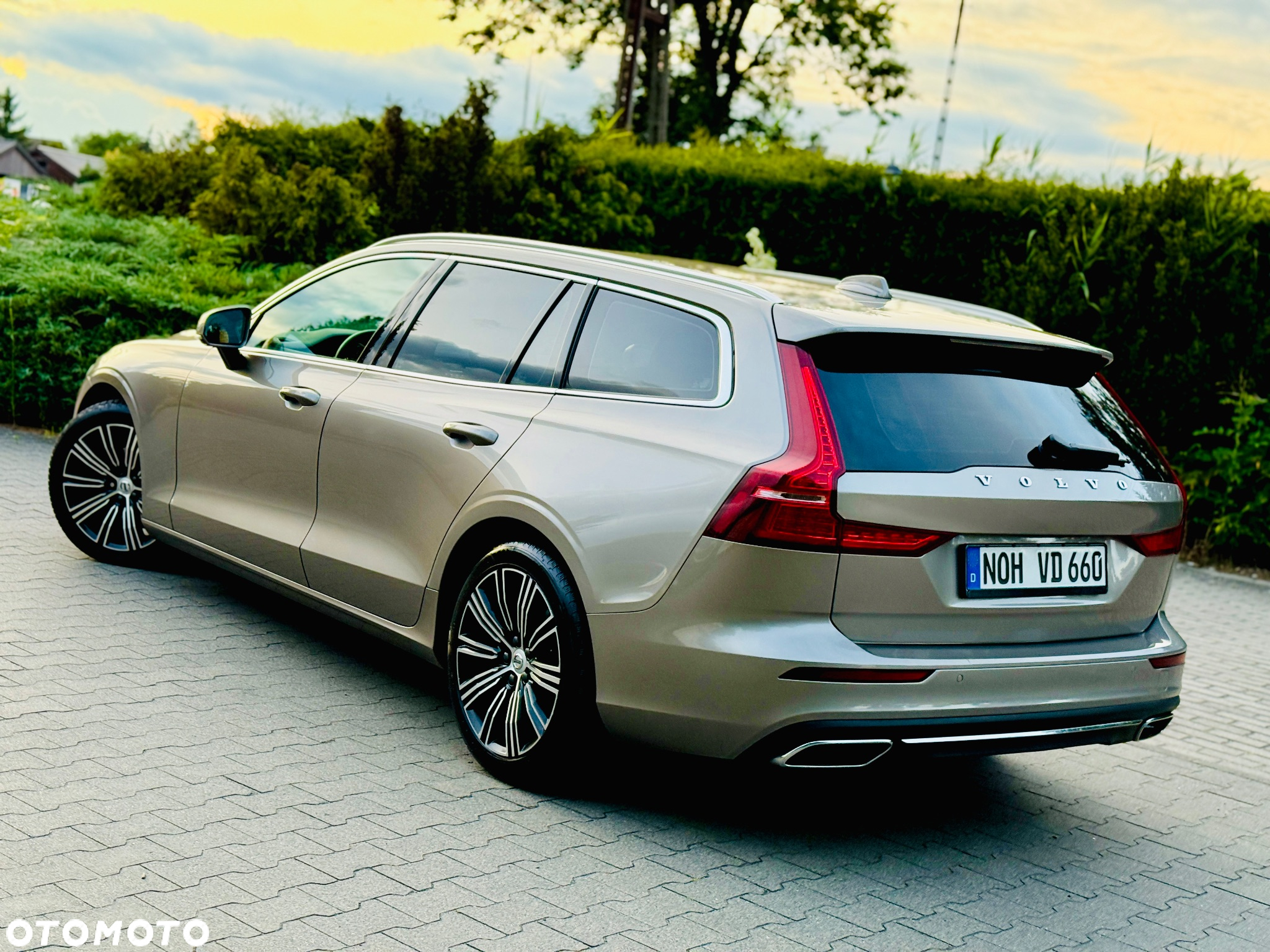 Volvo V60 D4 Inscription - 26