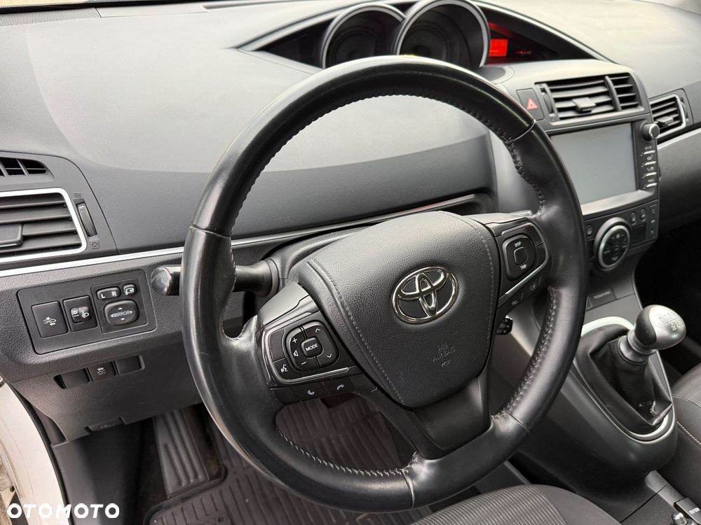 Toyota Verso - 12