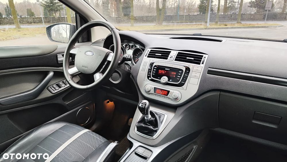 Ford Kuga 2.0 TDCi 4WD Titanium - 27