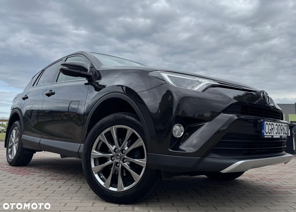 Toyota RAV4 - 4