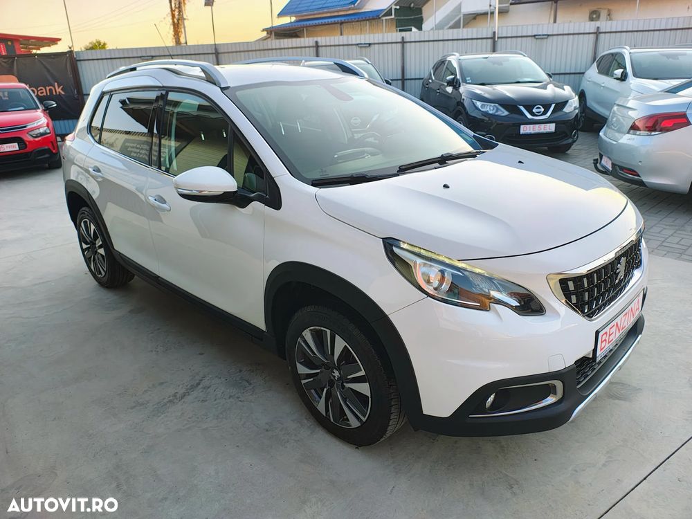 Peugeot 2008 PureTech 110 Stop&Start Allure - 23