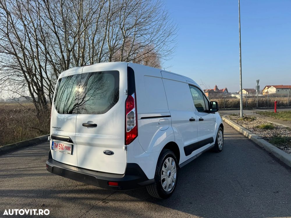 Ford Transit Connect - 4