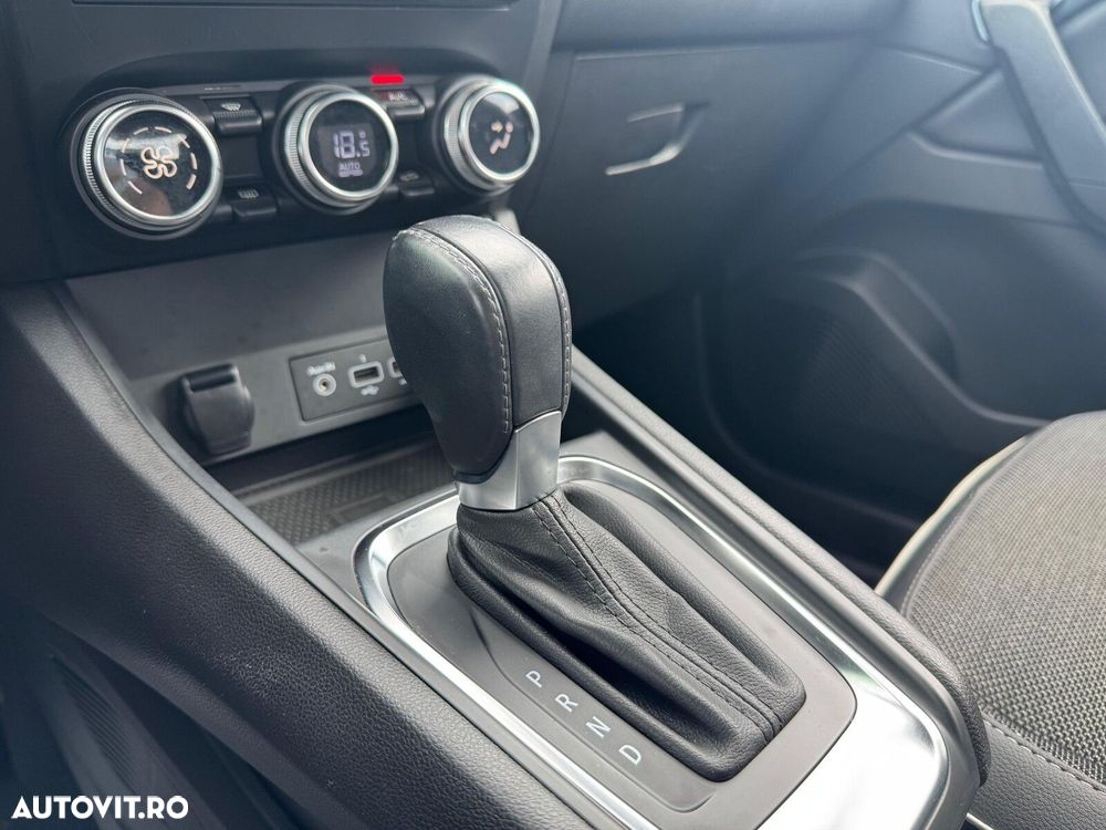 Renault Captur TCe 140 EDC Intense - 12