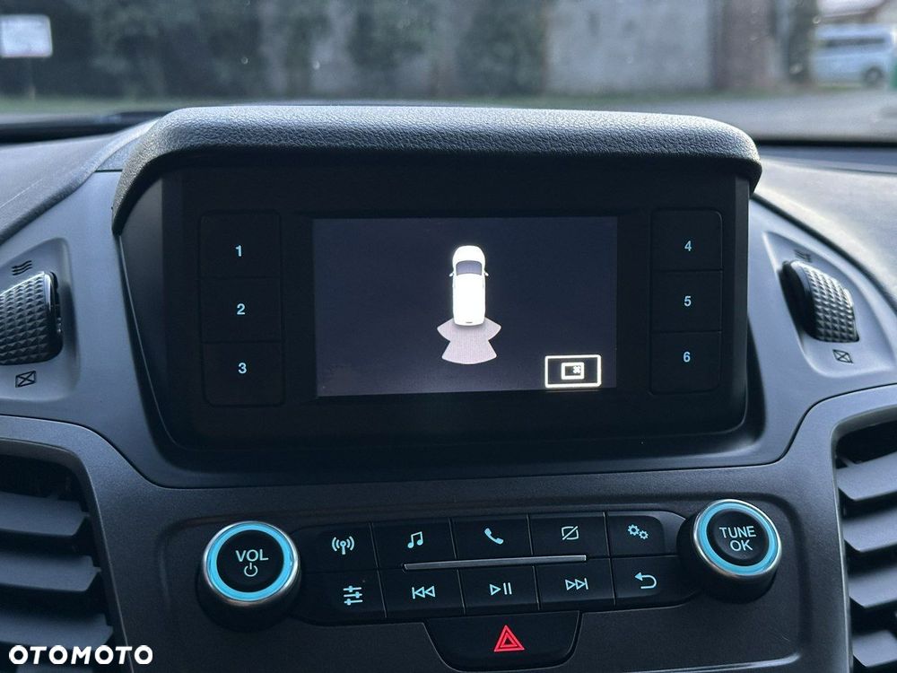Ford Transit Connect - 20