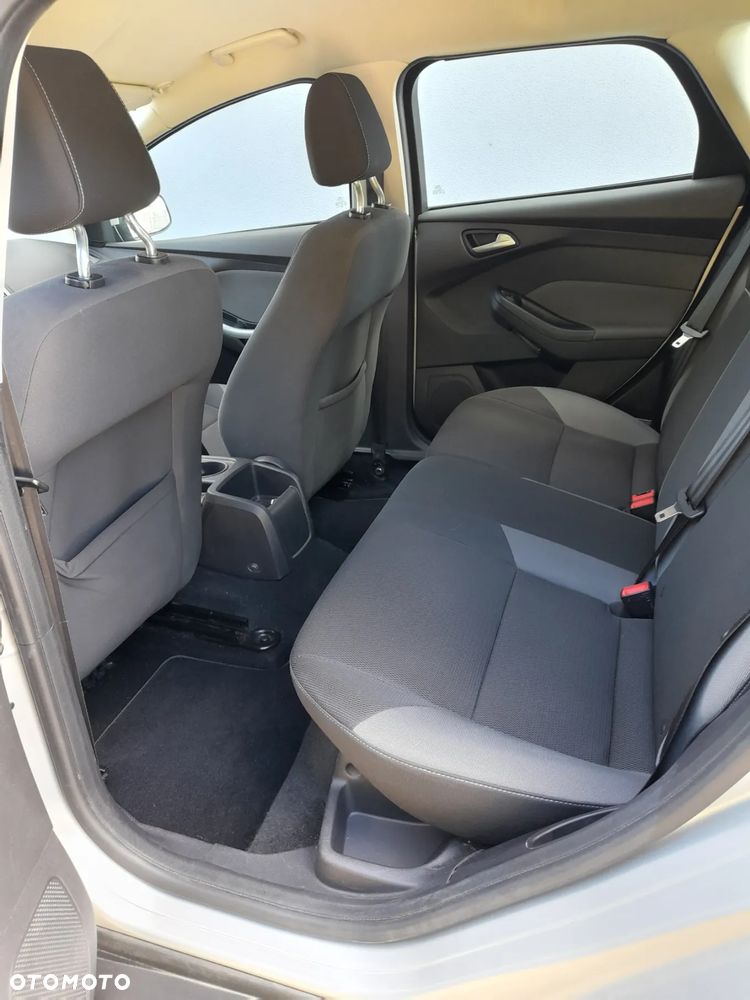 Ford Focus - 13