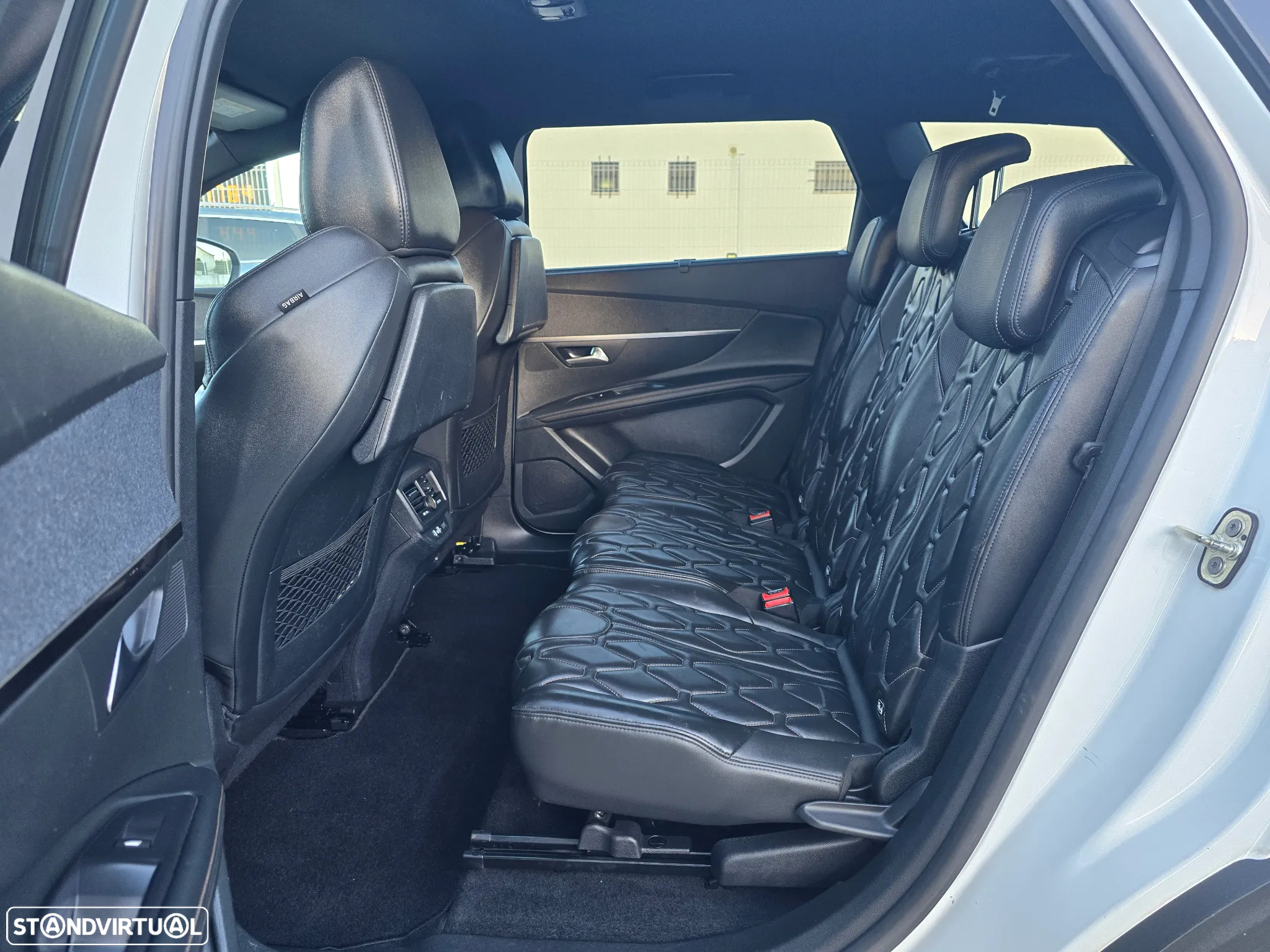 Peugeot 5008 1.5 BlueHDi GT Line EAT8 - 47