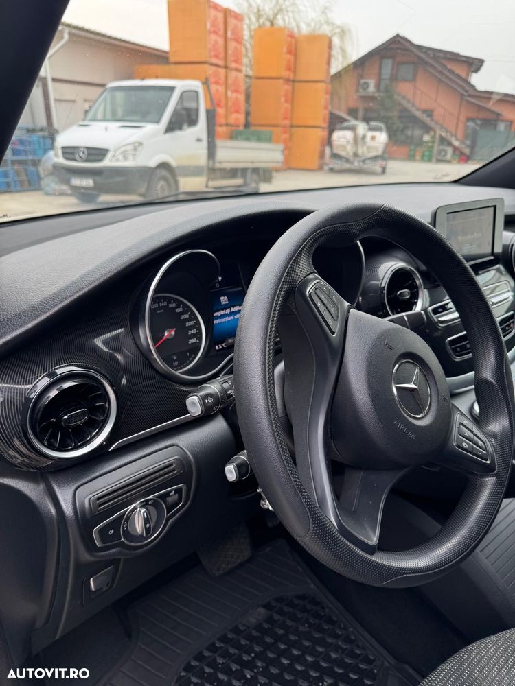 Mercedes-Benz V 220 d Lung - 12