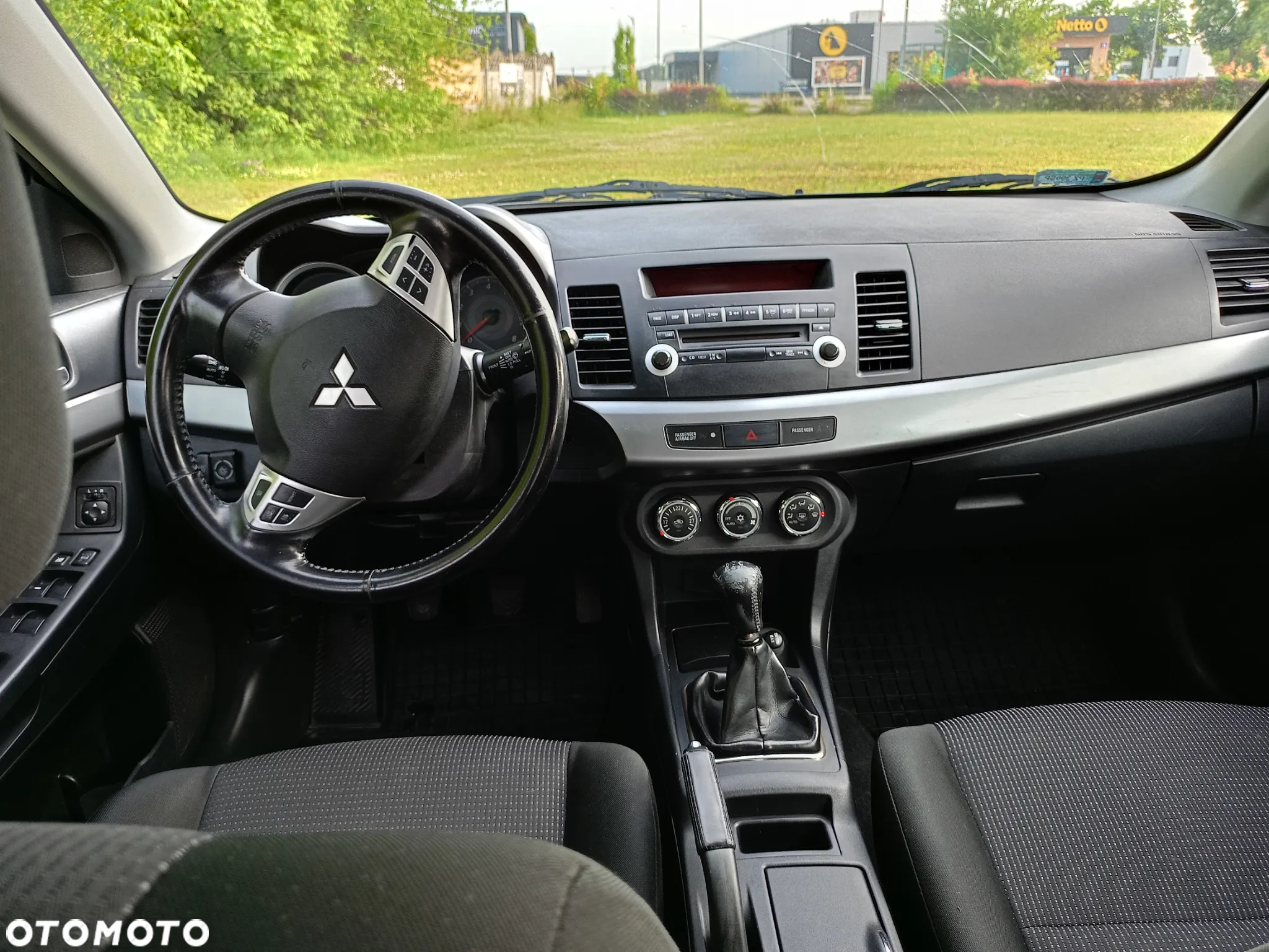Mitsubishi Lancer 1.8 Intense - 23