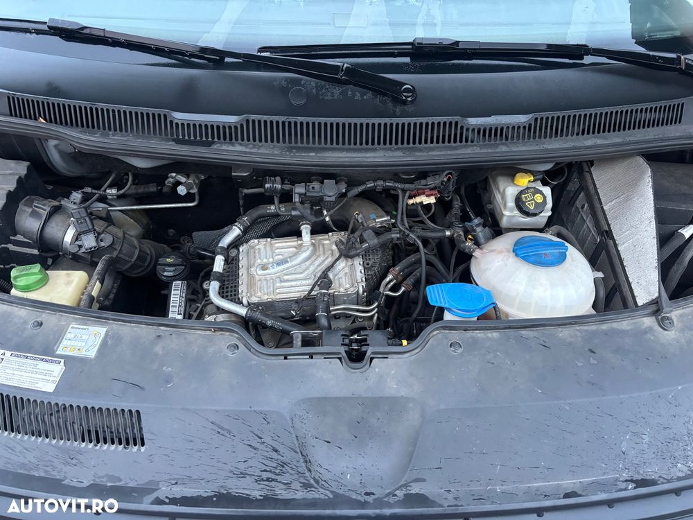 Volkswagen Transporter - 19