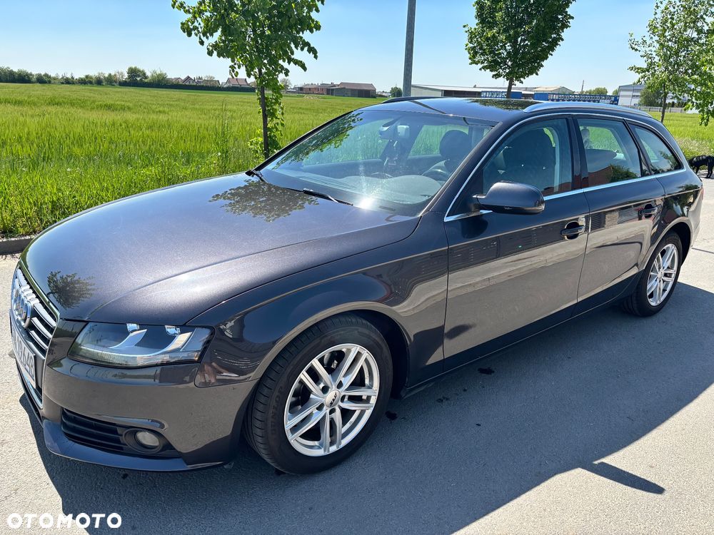 Audi A4 Avant - 8
