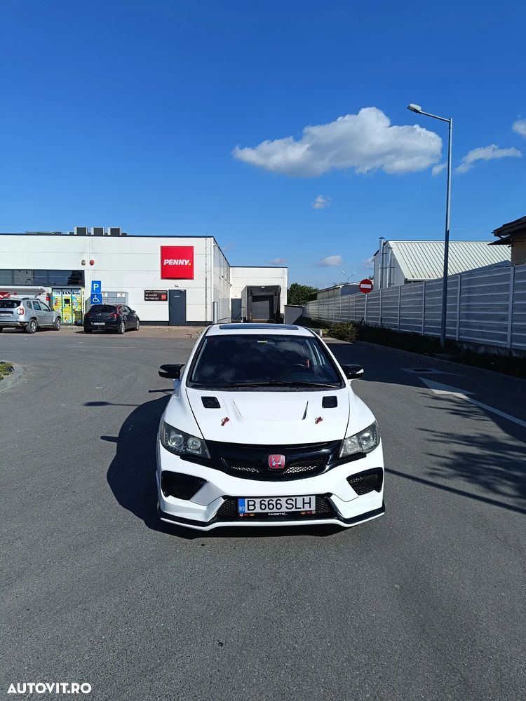 Honda Civic 1.8 S - 4