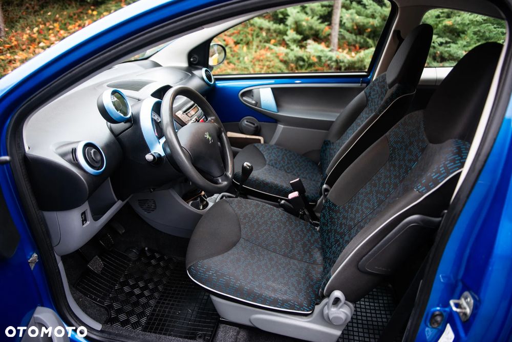 Peugeot 107 70 Millesim 200 - 16