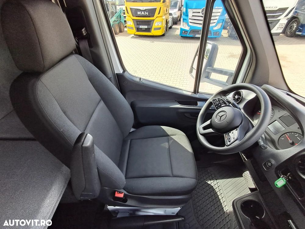 Mercedes-Benz SPRINTER 317 2.0D 170CP CABINA DE DORMIT SI PRELATA - 26