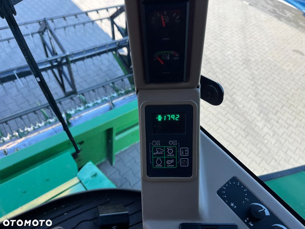 John Deere 2256 - 15