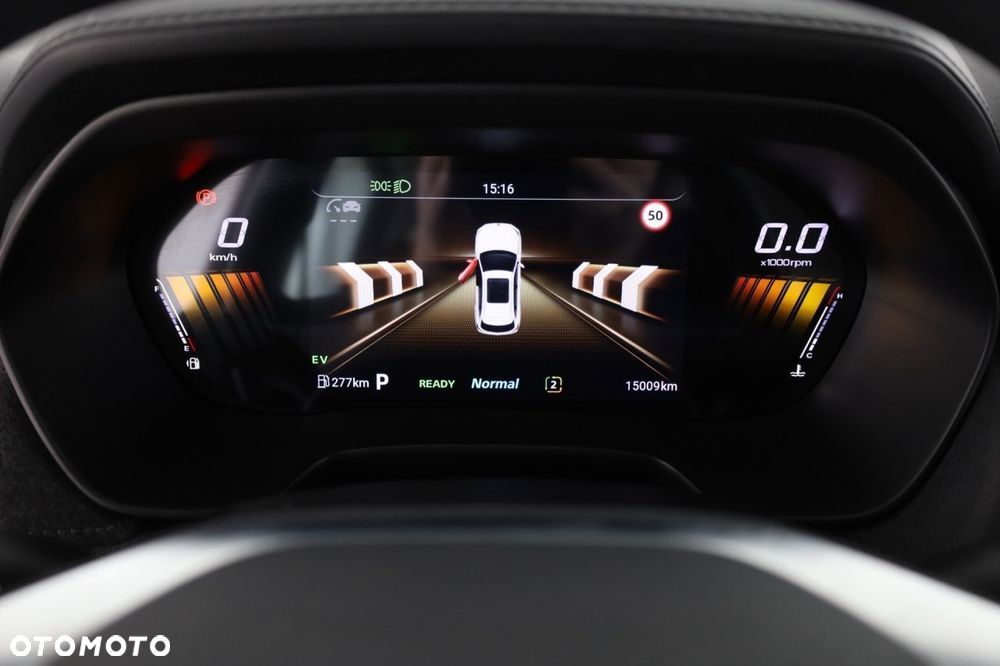 MG ZS 1.5 HEV+ Standard - 14