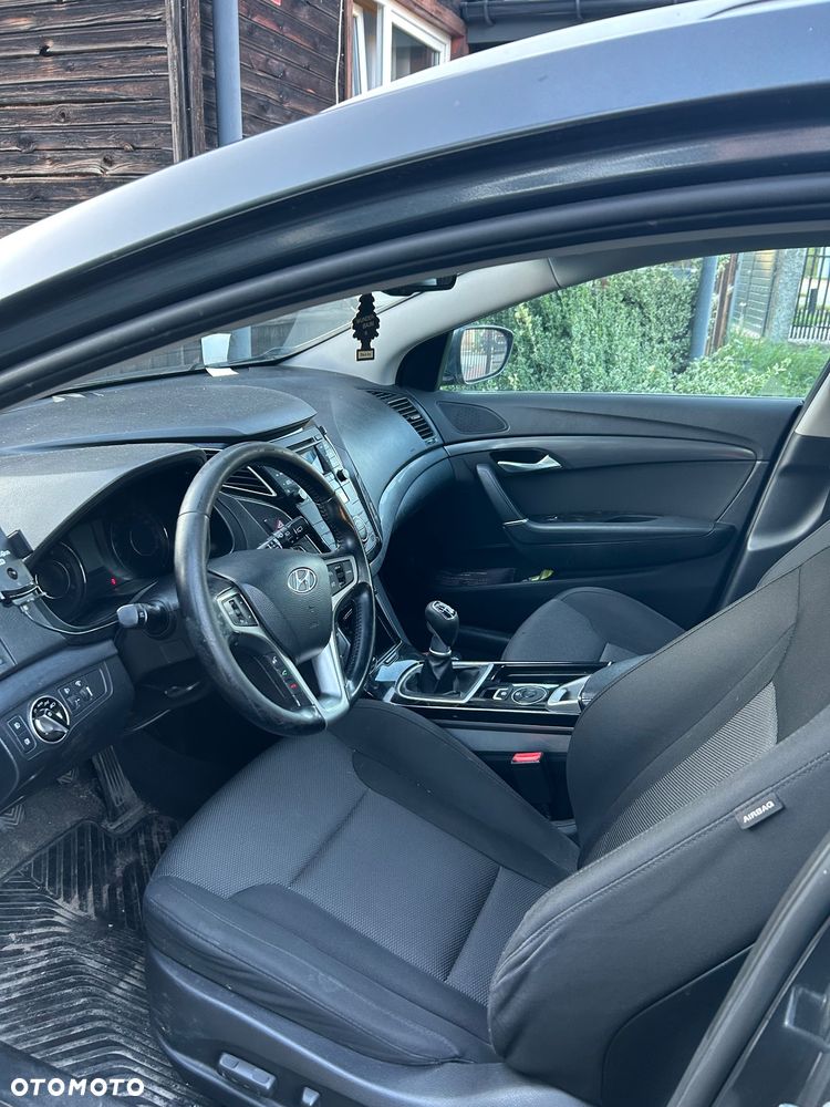 Hyundai i40 - 9