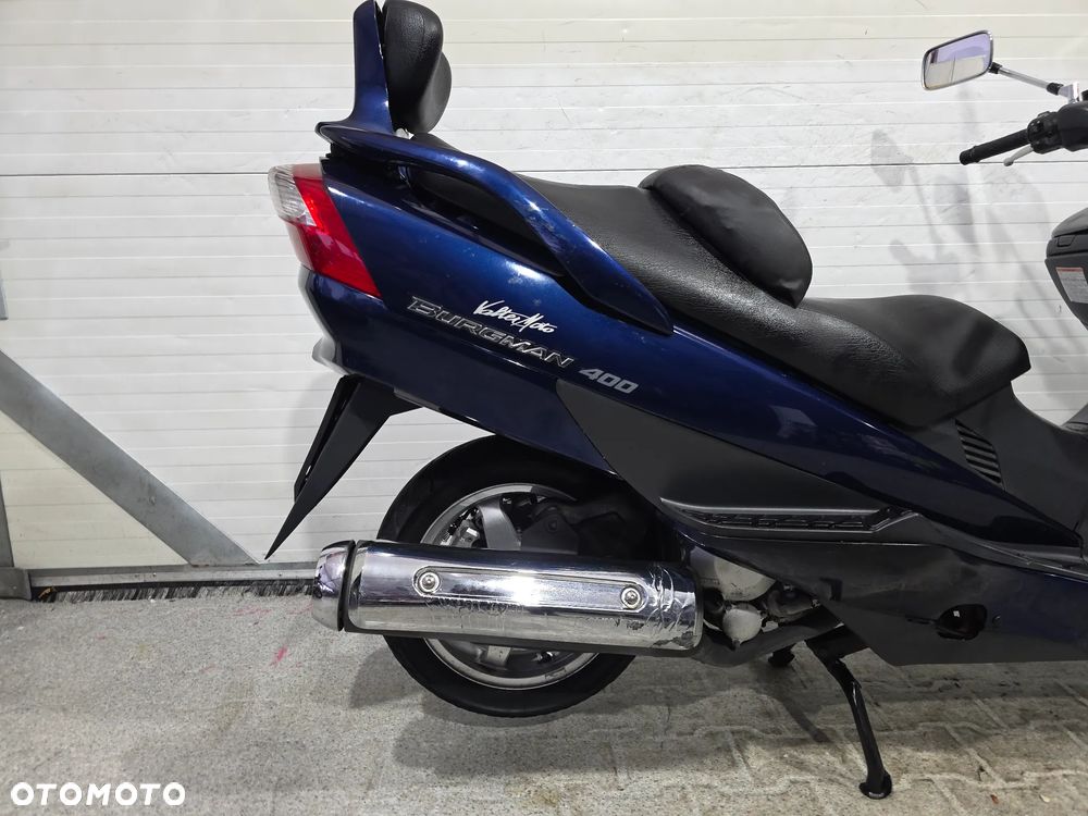 Suzuki Burgman - 11