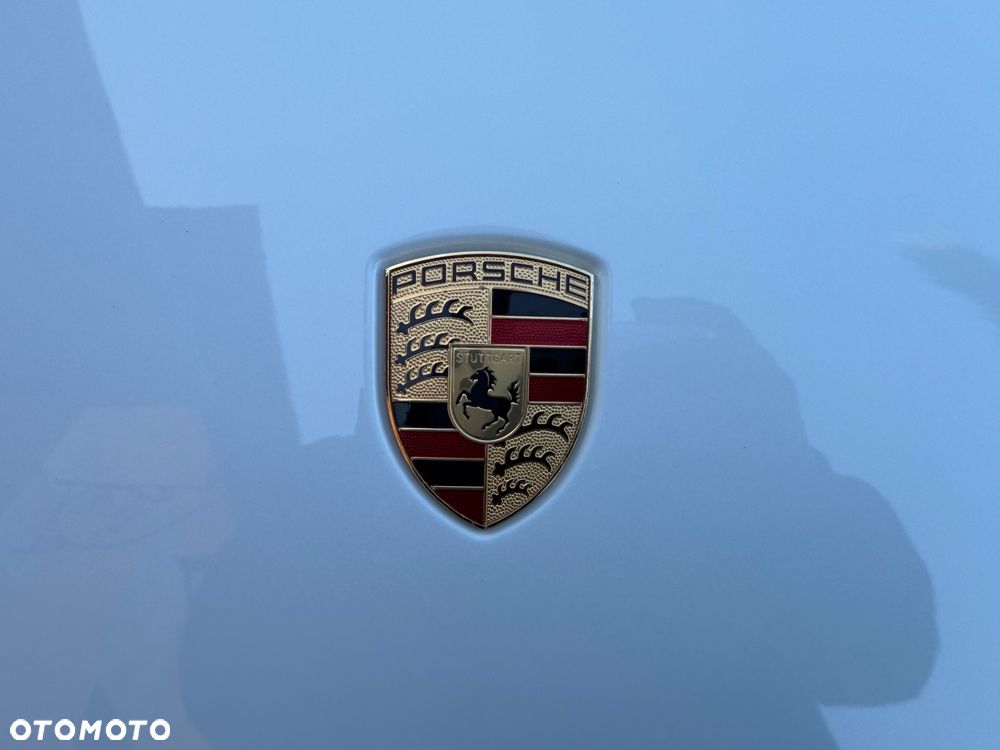 Porsche Cayenne Platinum Edition - 25