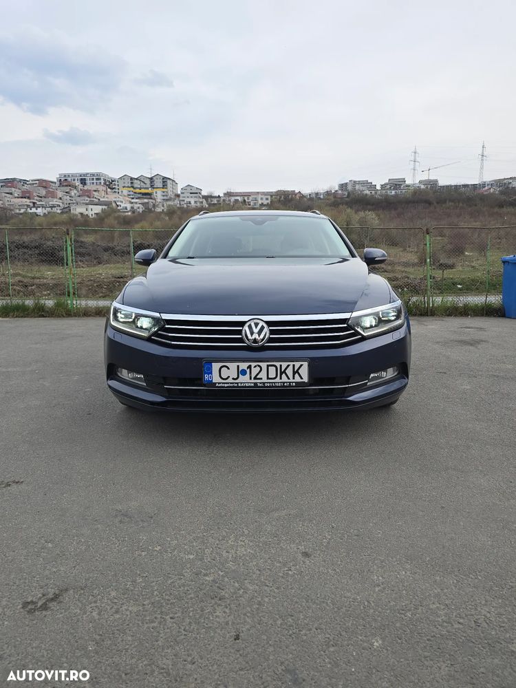 Volkswagen Passat 2.0 TDI SCR BlueMotion Comfortline - 3