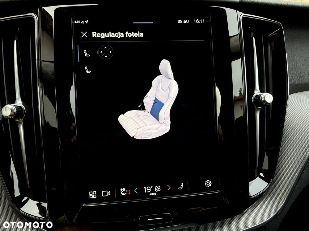 Volvo XC 60 B4 B Geartronic RDesign - 20