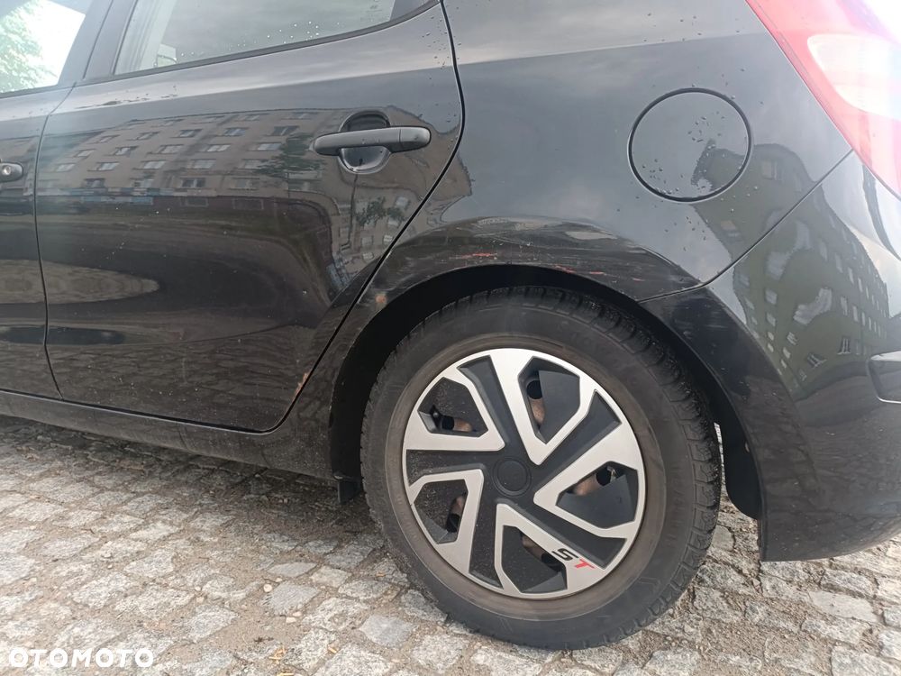 Hyundai i30 1.6 CRDi Base - 3