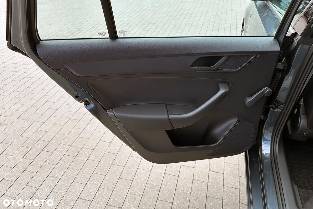 Skoda RAPID - 29