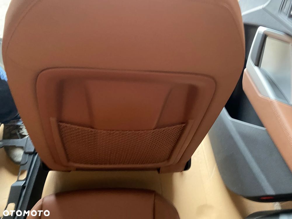 Audi Q3 83A kompletny środek Fotel fotele kanapa skóra boczki brązowe 32km - 15