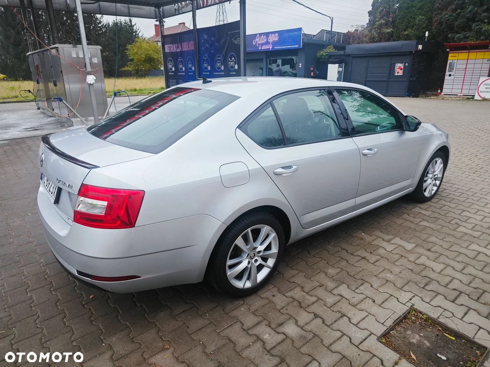 Skoda Octavia 2.0 TSI 4x4 Style DSG - 4
