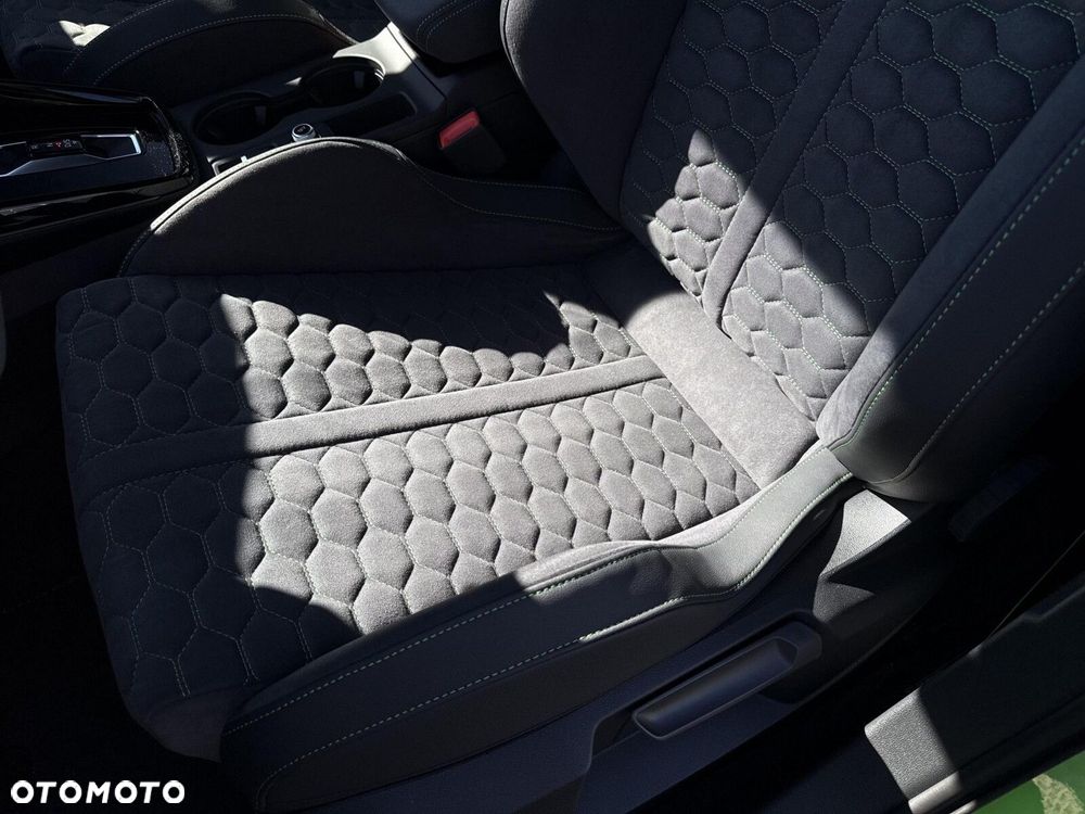 Audi RS3 Limousine - 13