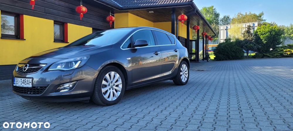 Opel Astra 2.0 CDTI Cosmo - 5