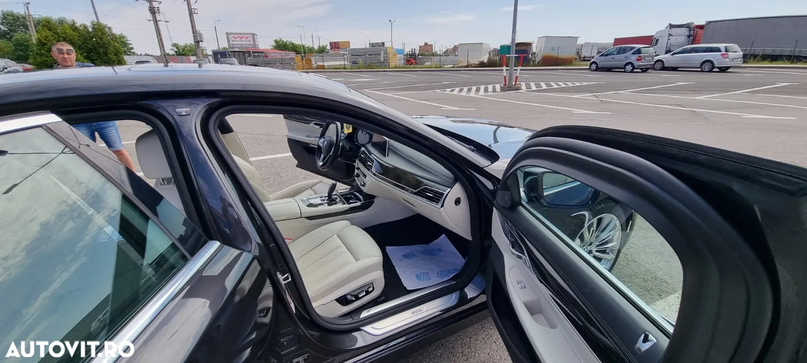 BMW Seria 7 - 26