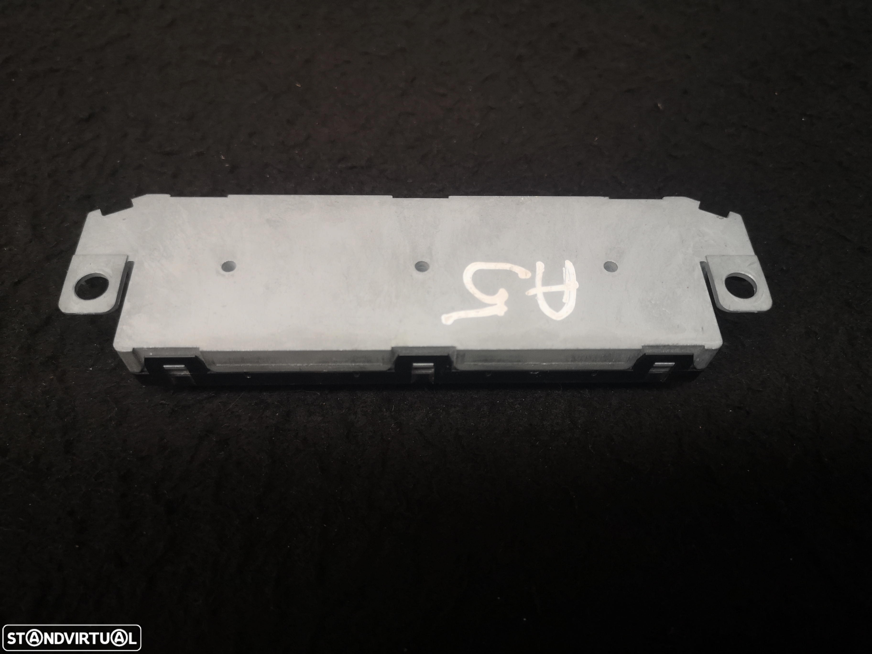 Antena amplificador audi A4 A5 B8 2008-2014 - 4