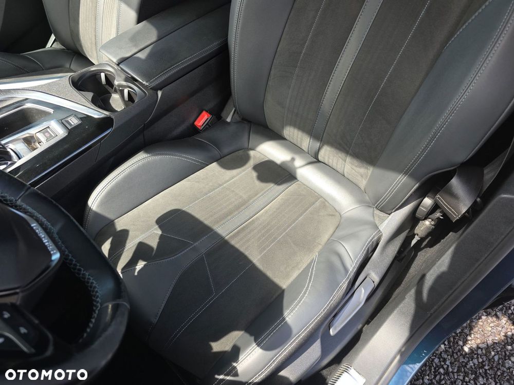Peugeot 5008 - 12