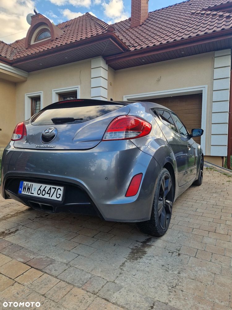 Hyundai Veloster 1.6 Premium - 5