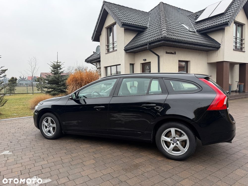 Volvo V60 D3 Summum - 16