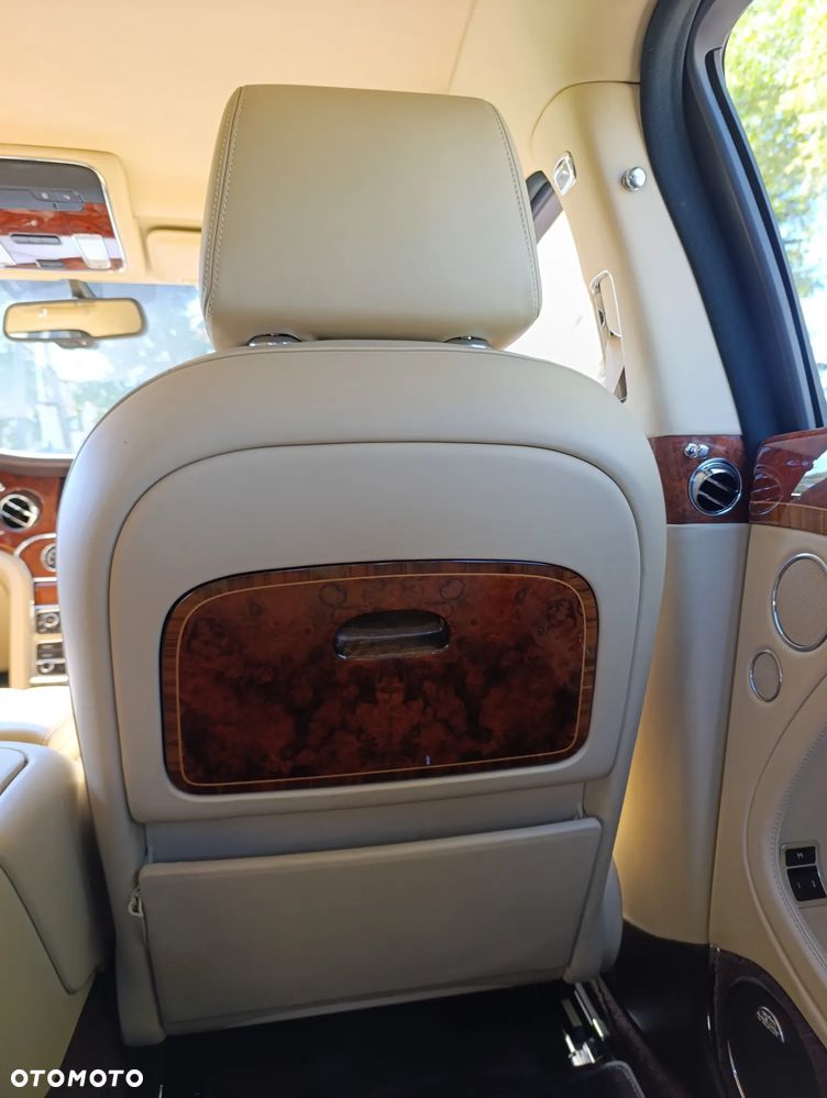 Bentley Mulsanne - 19