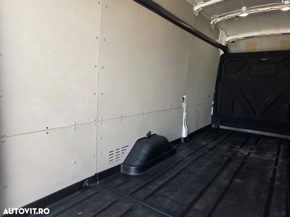 Ford New Transit L4H3 - 14