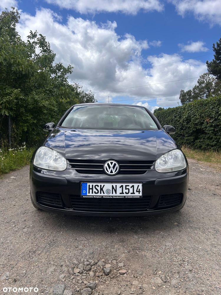 Volkswagen Golf 1.6 FSI Trendline - 4