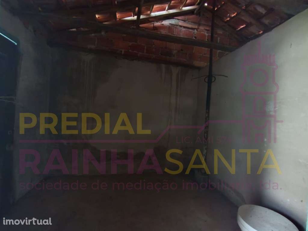 Casa antiga c/ terreno e anexo - Tavarede - Grande imagem: 5/11