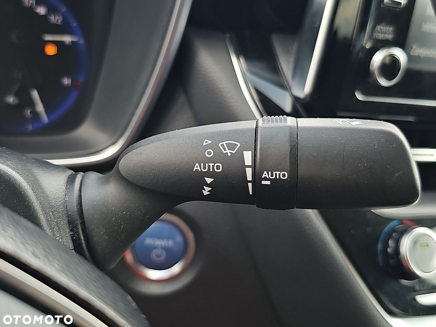 Toyota Corolla - 17