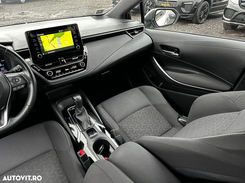 Toyota Corolla 1.8 Hybrid Comfort - 19