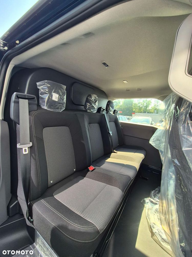 Volkswagen Transporter L2H1 Plus - 12