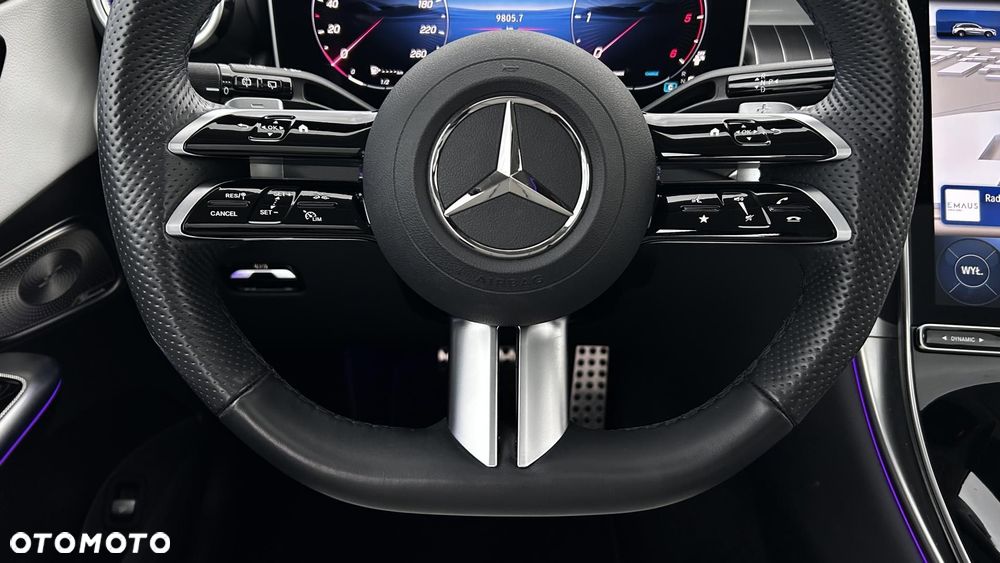 Mercedes-Benz GLC - 16