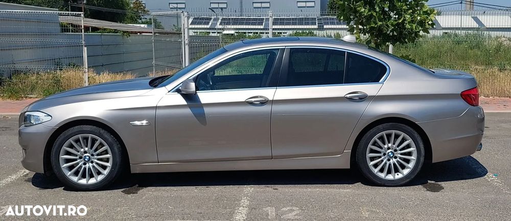 BMW Seria 5 525d Sport-Aut. Modern Line - 4