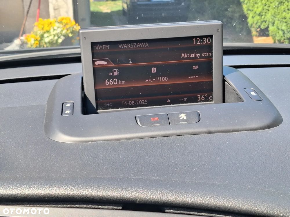 Peugeot 3008 1.6 Premium - 6