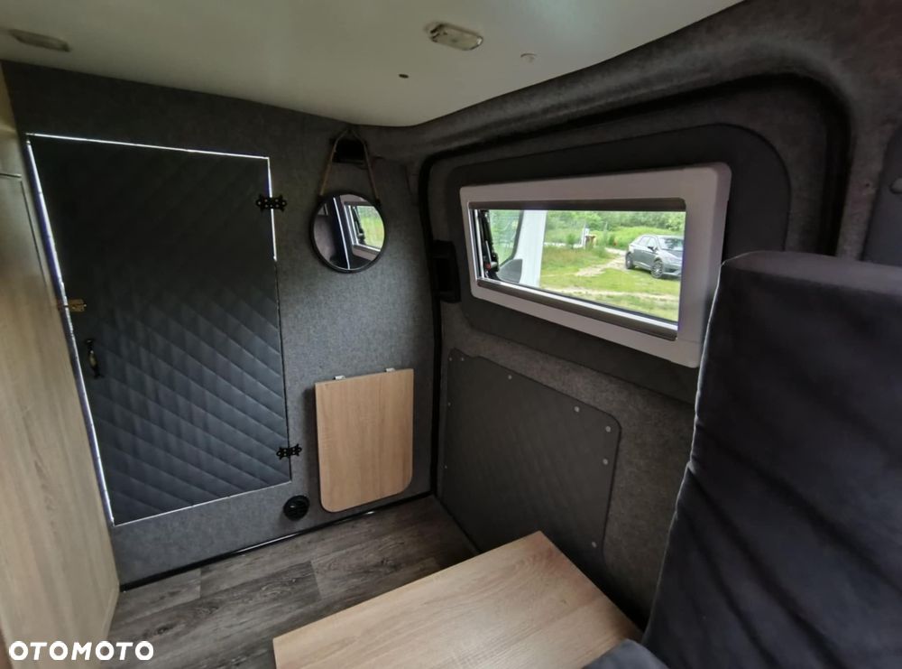Ford Transit Custom - 16