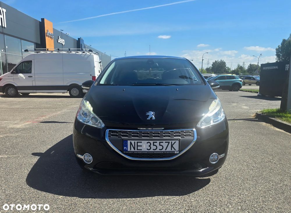Peugeot 208 95 VTI Allure - 8