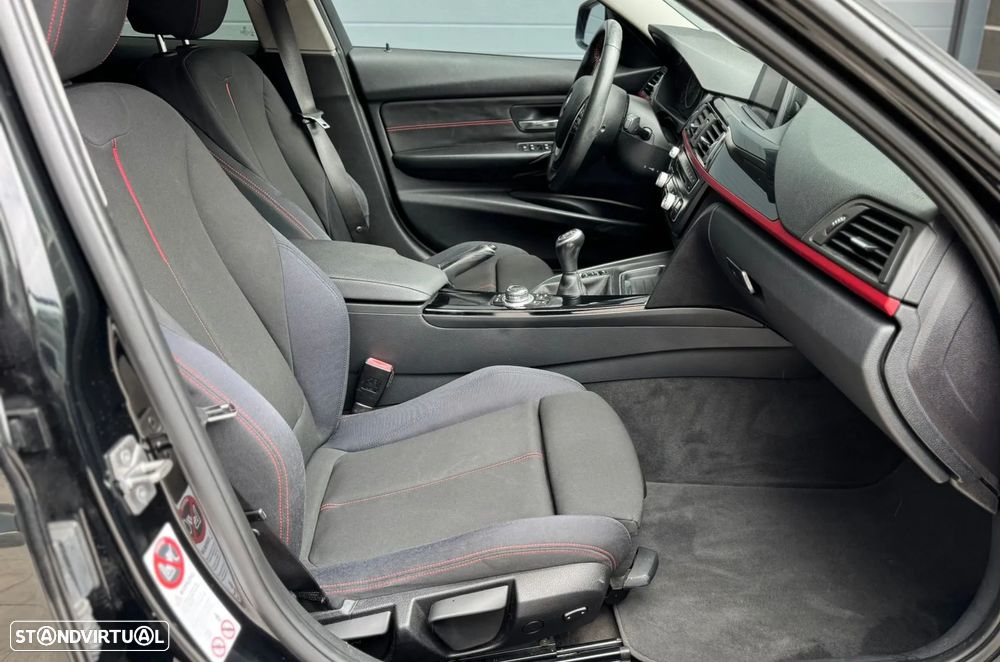 BMW 318 d Sport Line - 9