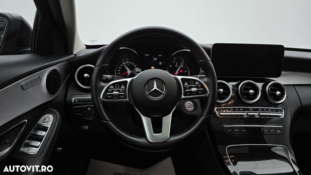 Mercedes-Benz C - 15