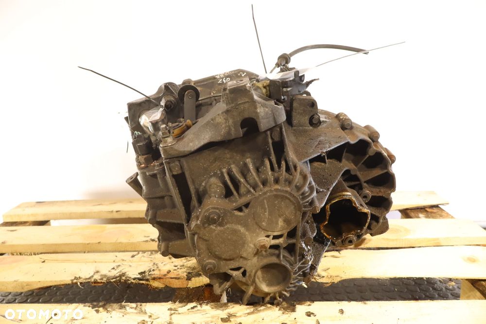 SKRZYNIA BIEGÓW 6 BIEGOWA FOCUS II MK2 2.0TDCI - 2